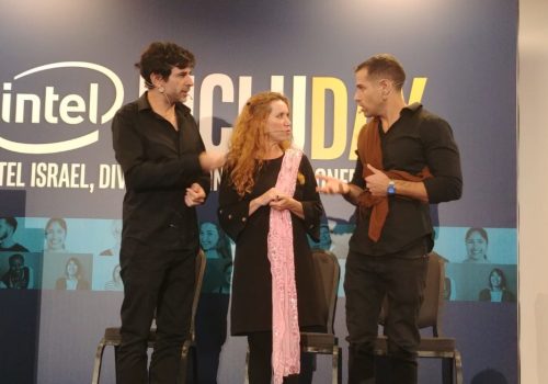 סימולציות-תאטרון-פלייגו-בכנס-גיוון-והכלה-חברת-אינטל-5-991x654